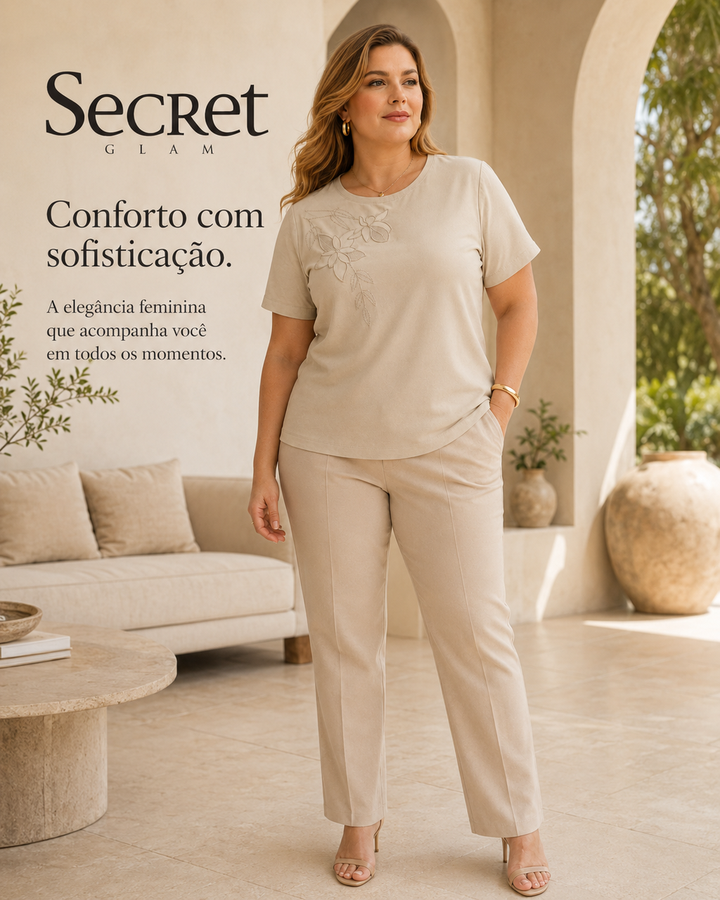 Blusa Feminina Manga Curta Com Bordado Secret Glam Bege