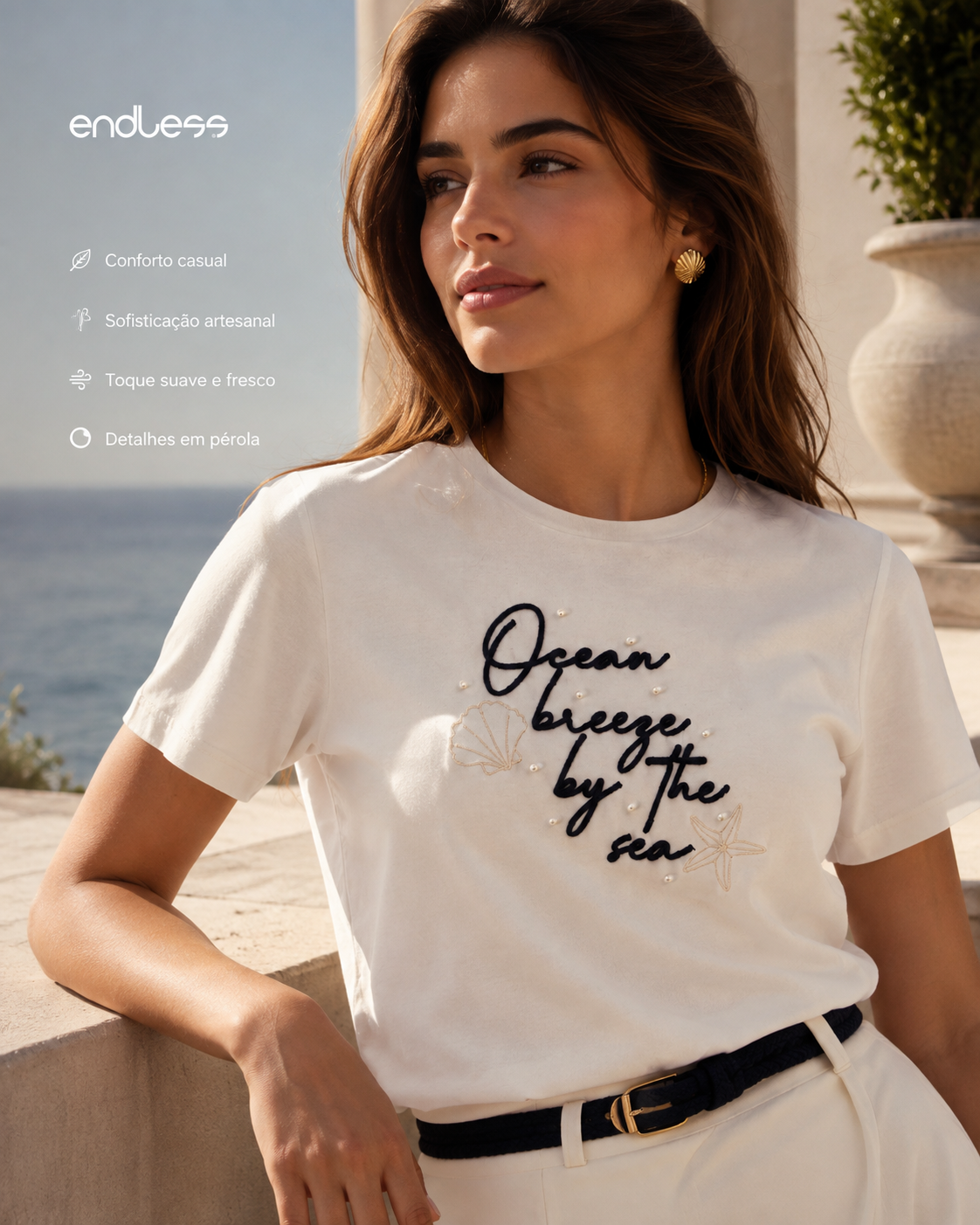 T-Shirt Feminina Com Rebite e Bordado Endless E16099